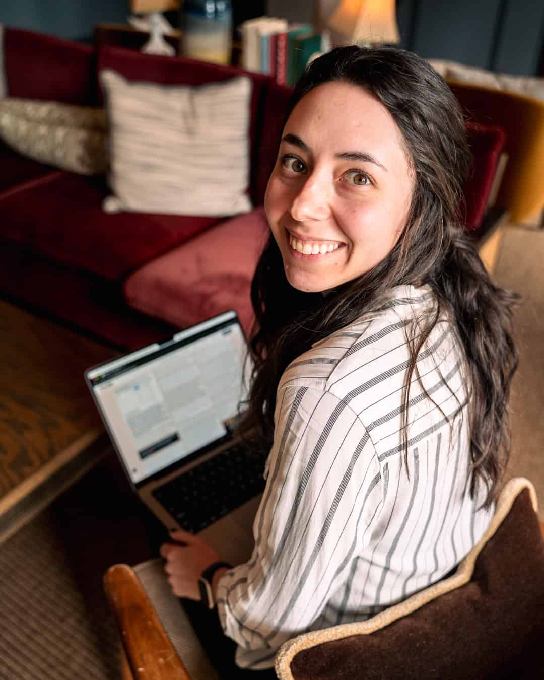 Kayla Burton, food blog coach.